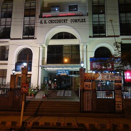Hotel Rajdhani Regency Γουβαχάτι Εξωτερικό φωτογραφία