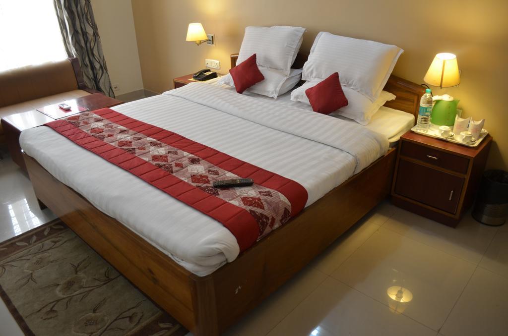 Hotel Rajdhani Regency Γουβαχάτι Δωμάτιο φωτογραφία